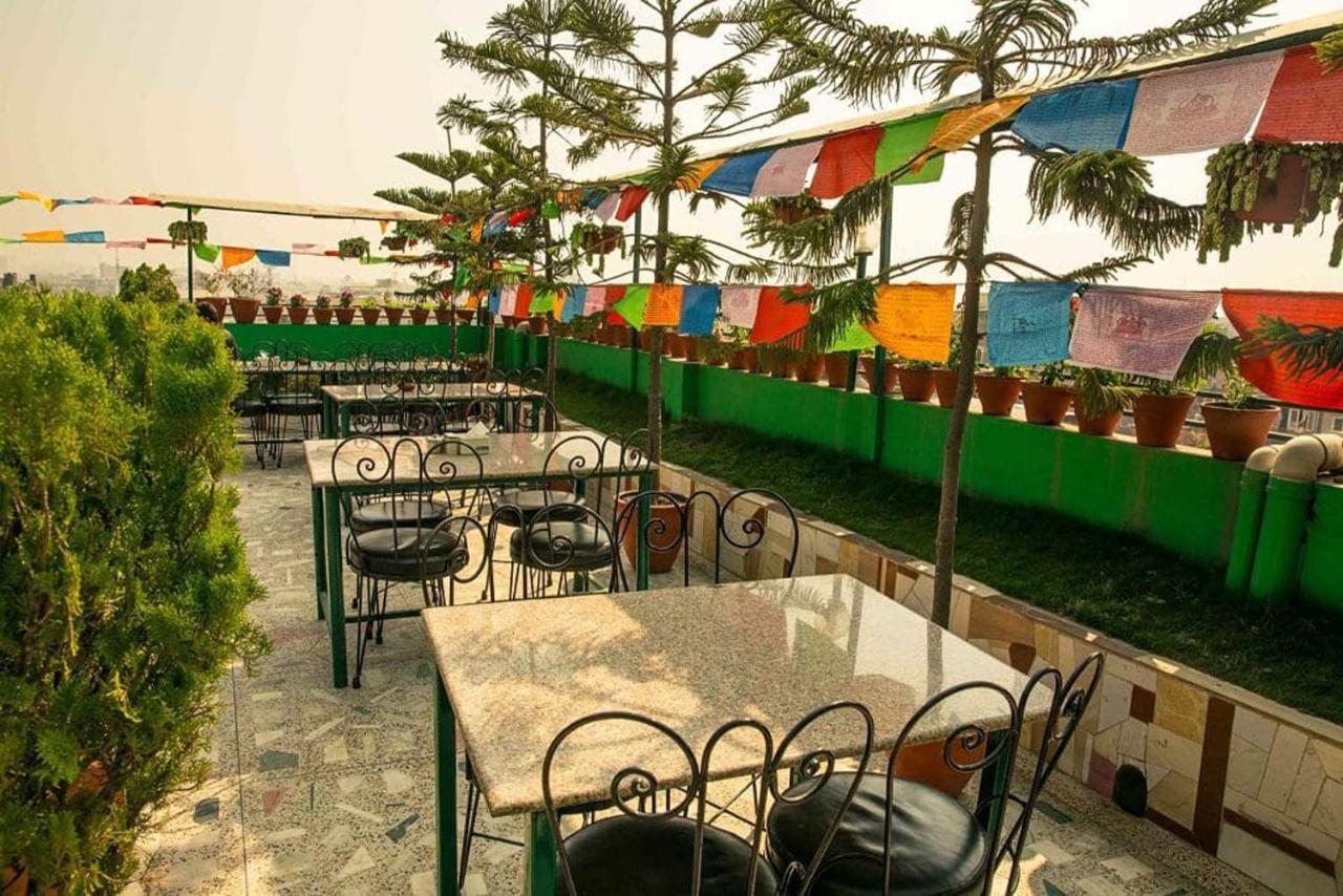 Nepalaya Hotel 카트만두 외부 사진