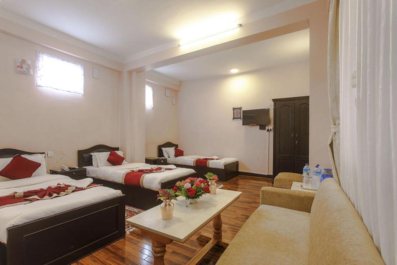 Nepalaya Hotel 카트만두 외부 사진