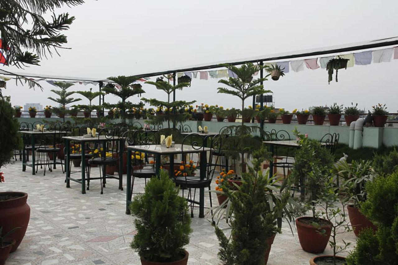 Nepalaya Hotel 카트만두 외부 사진