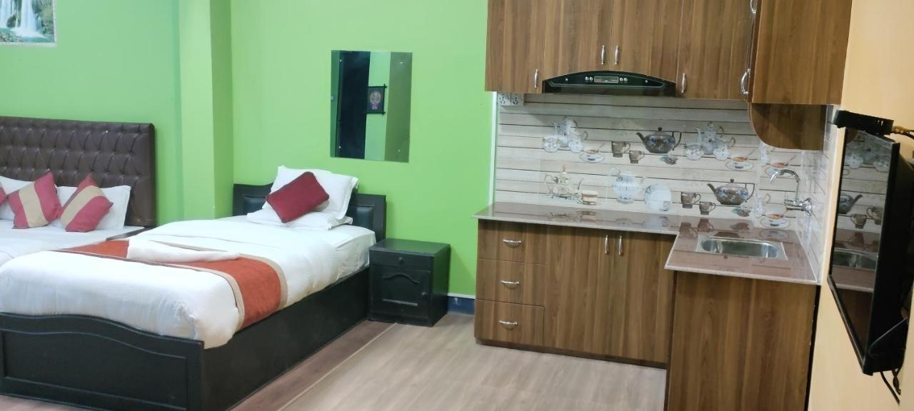 Nepalaya Hotel 카트만두 외부 사진