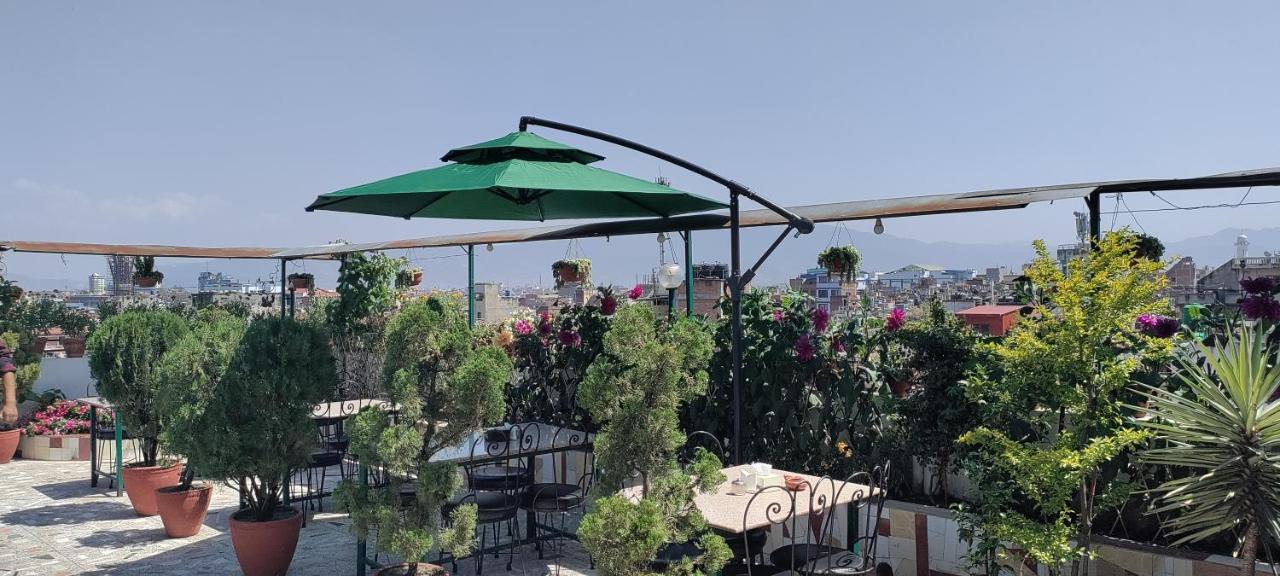 Nepalaya Hotel 카트만두 외부 사진
