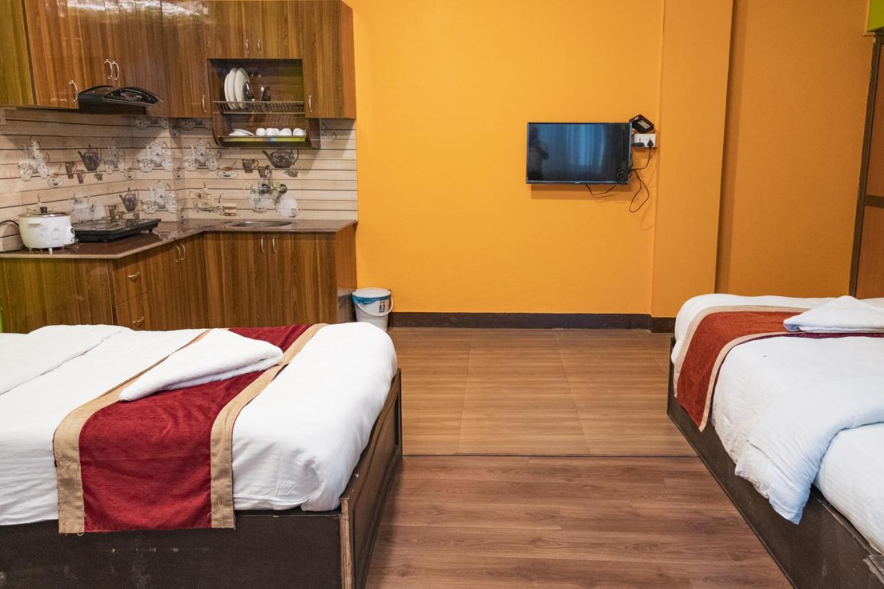 Nepalaya Hotel 카트만두 외부 사진