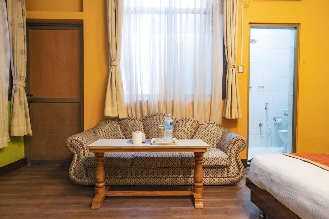 Nepalaya Hotel 카트만두 외부 사진