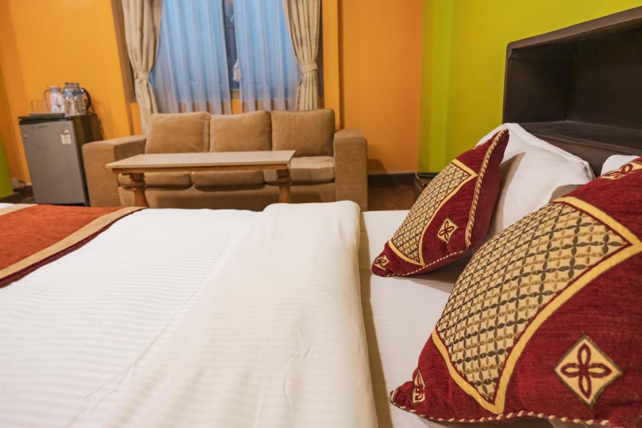 Nepalaya Hotel 카트만두 외부 사진