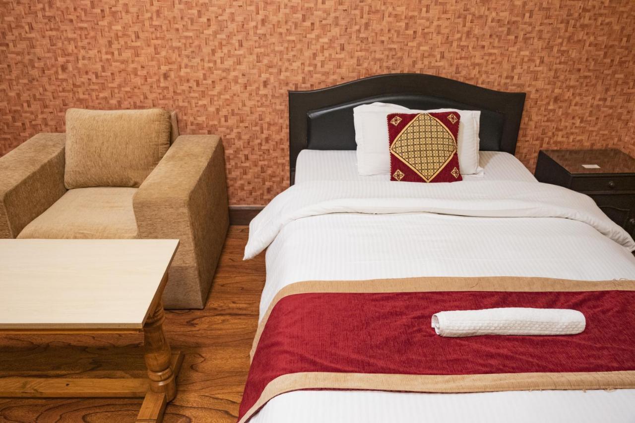 Nepalaya Hotel 카트만두 외부 사진