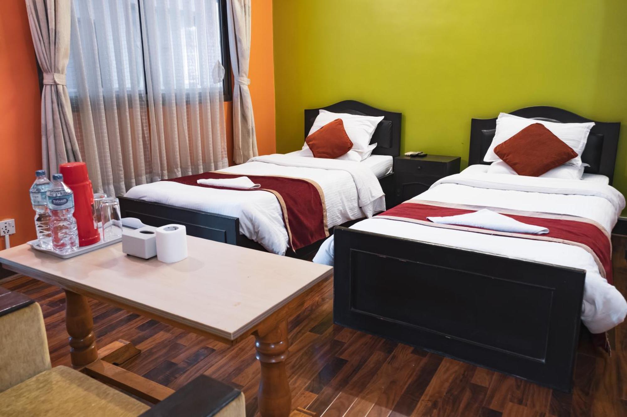 Nepalaya Hotel 카트만두 외부 사진